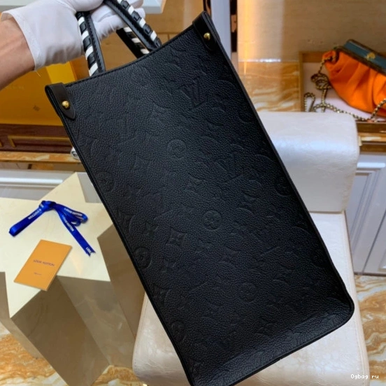 VUITTON CRAFTY LOUIS ONTHEGO GM 0819